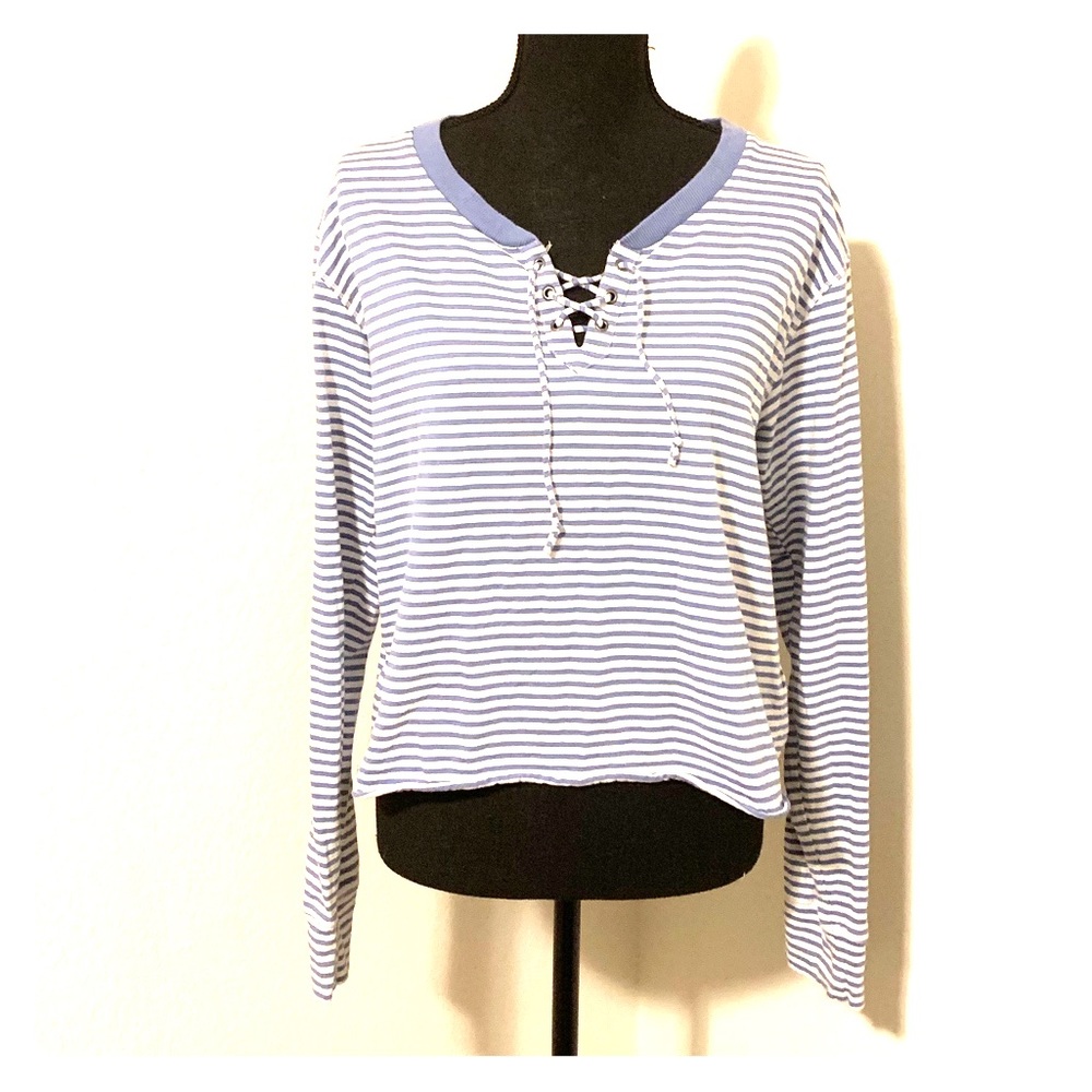 Hollister mid drift top striped periwinkle M